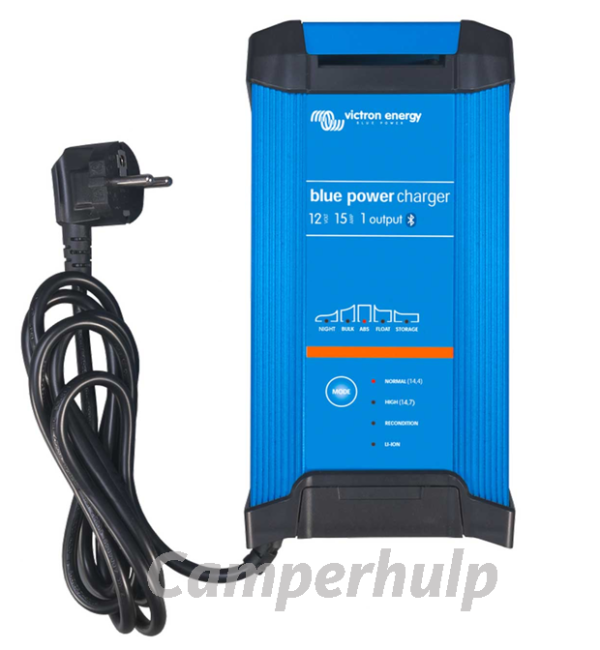 Blue Smart IP22 Charger 12/15 (1)